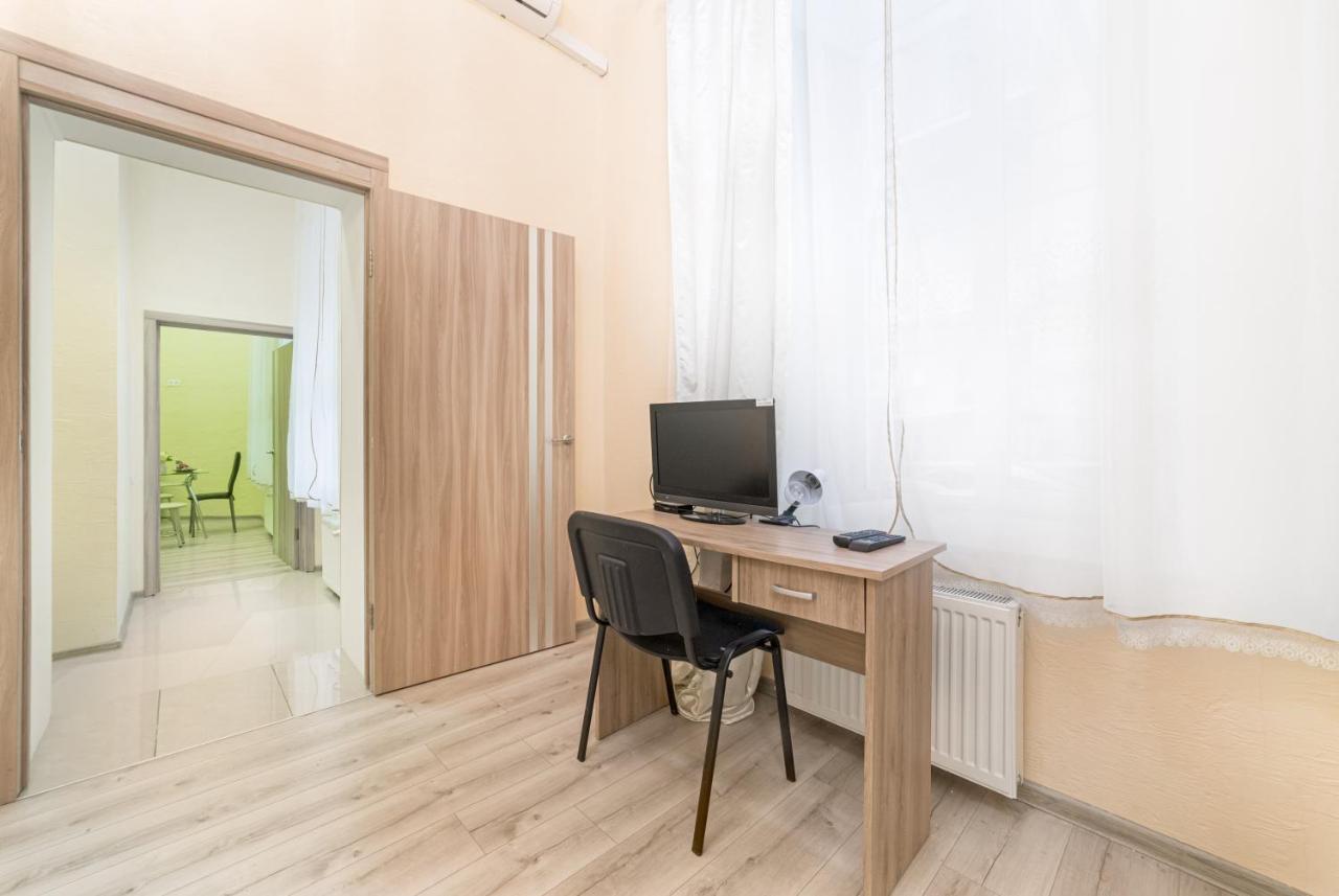 Apartment Near Deribasovskaya Odessa Extérieur photo